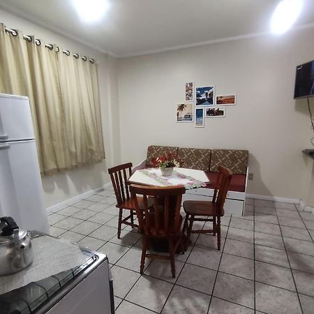 Apartamento Afonso Cardoso Da Veiga Florianópolis Exterior foto