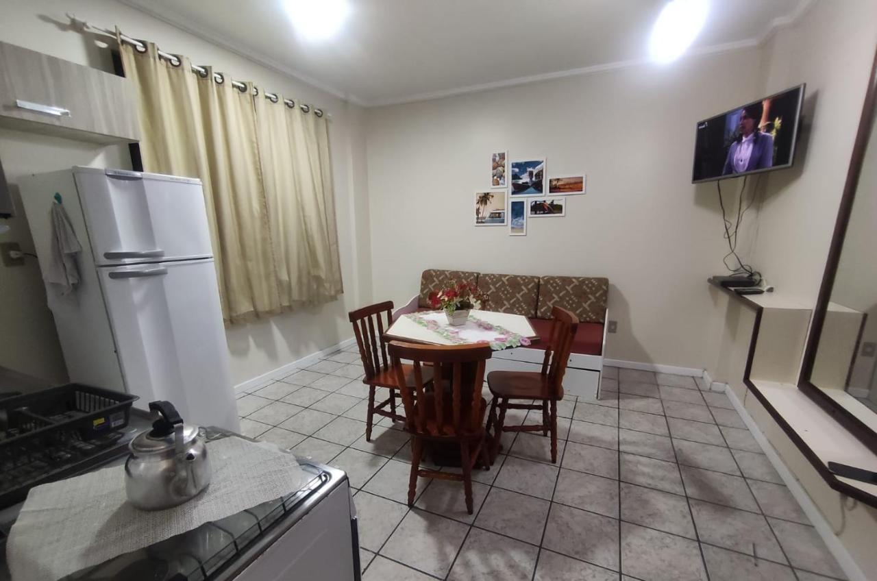 Apartamento Afonso Cardoso Da Veiga Florianópolis Exterior foto
